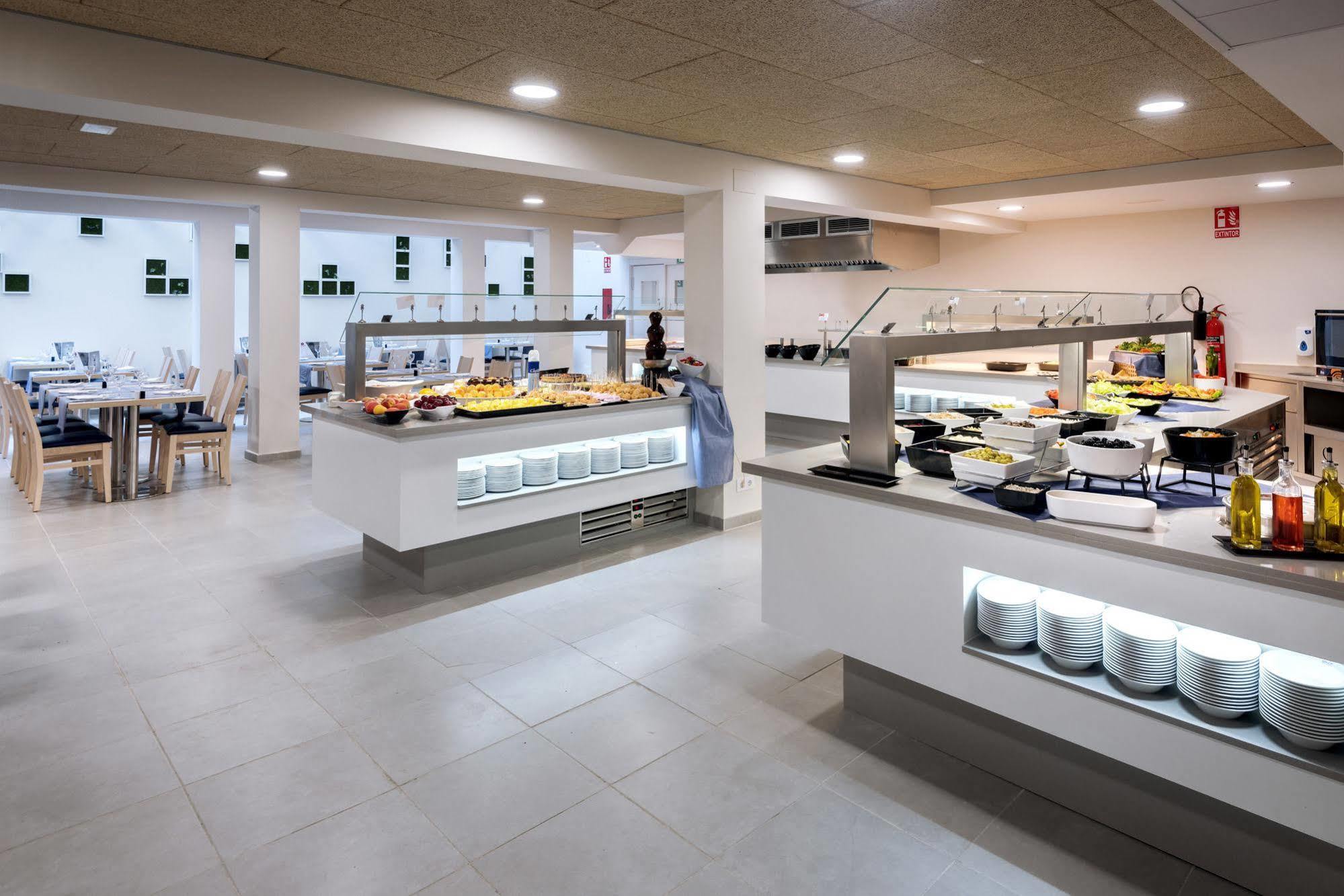 Ght Sa Riera Hotel