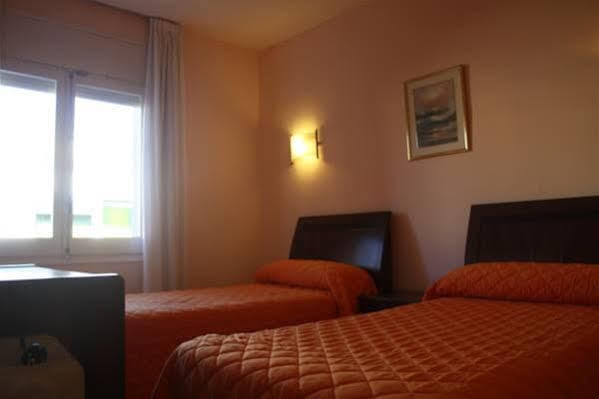 Vela Hotel 2*