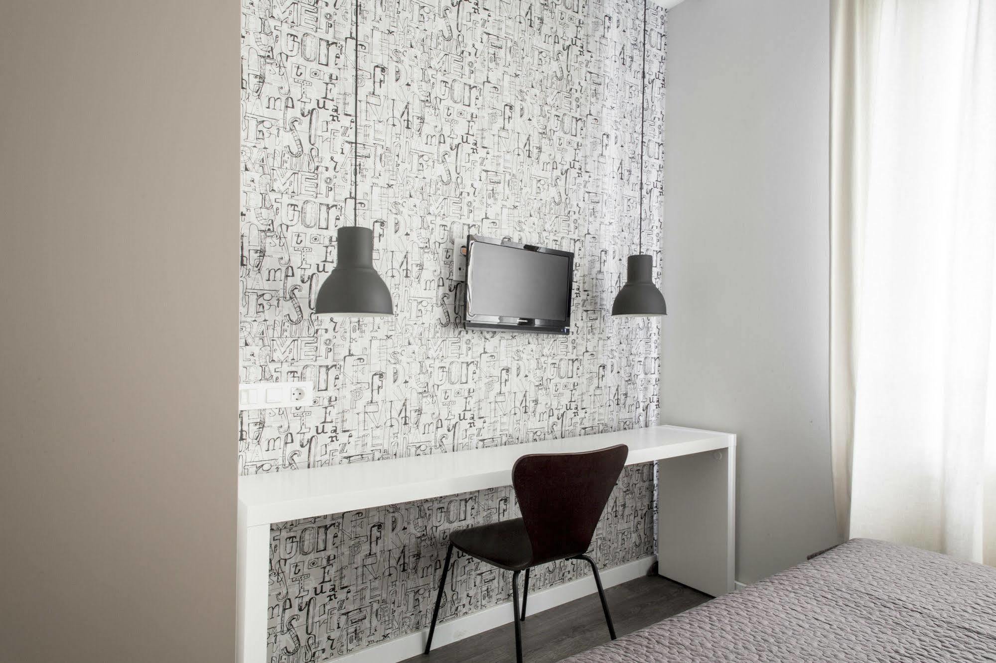 Residencia Universitaria Resa Roberto De Nobili Apartment *