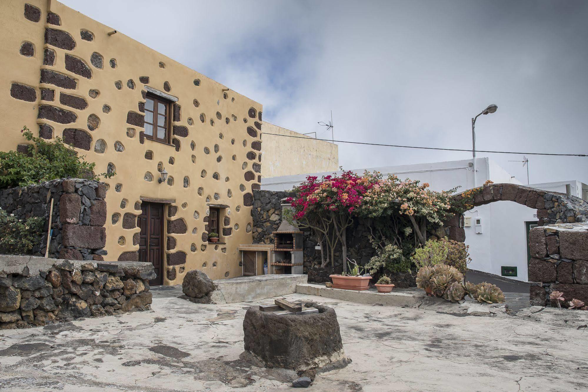 Casa Abuelos Casa rural El Pinar de El Hierro