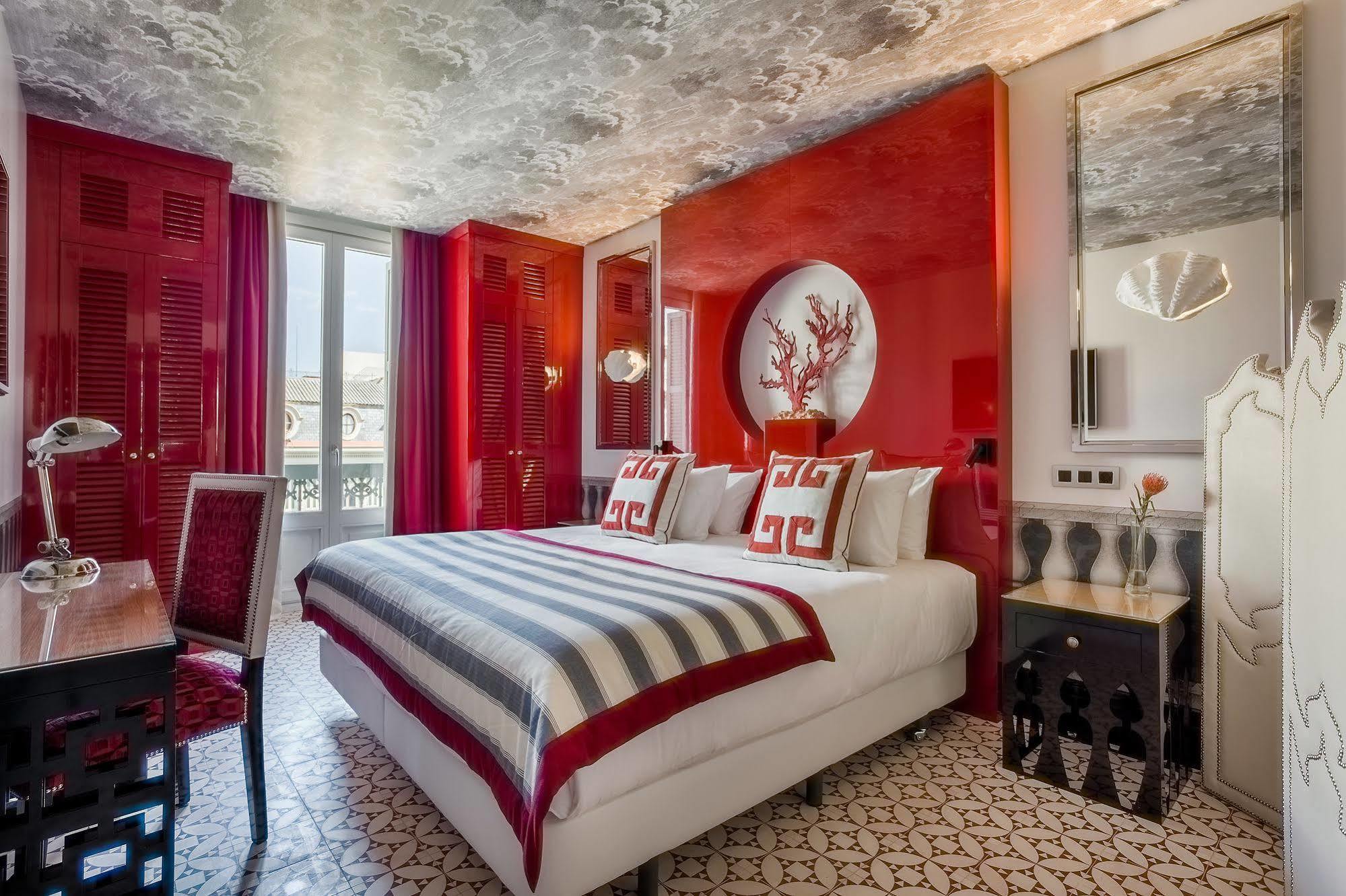 Mate Anna Hotel 4*