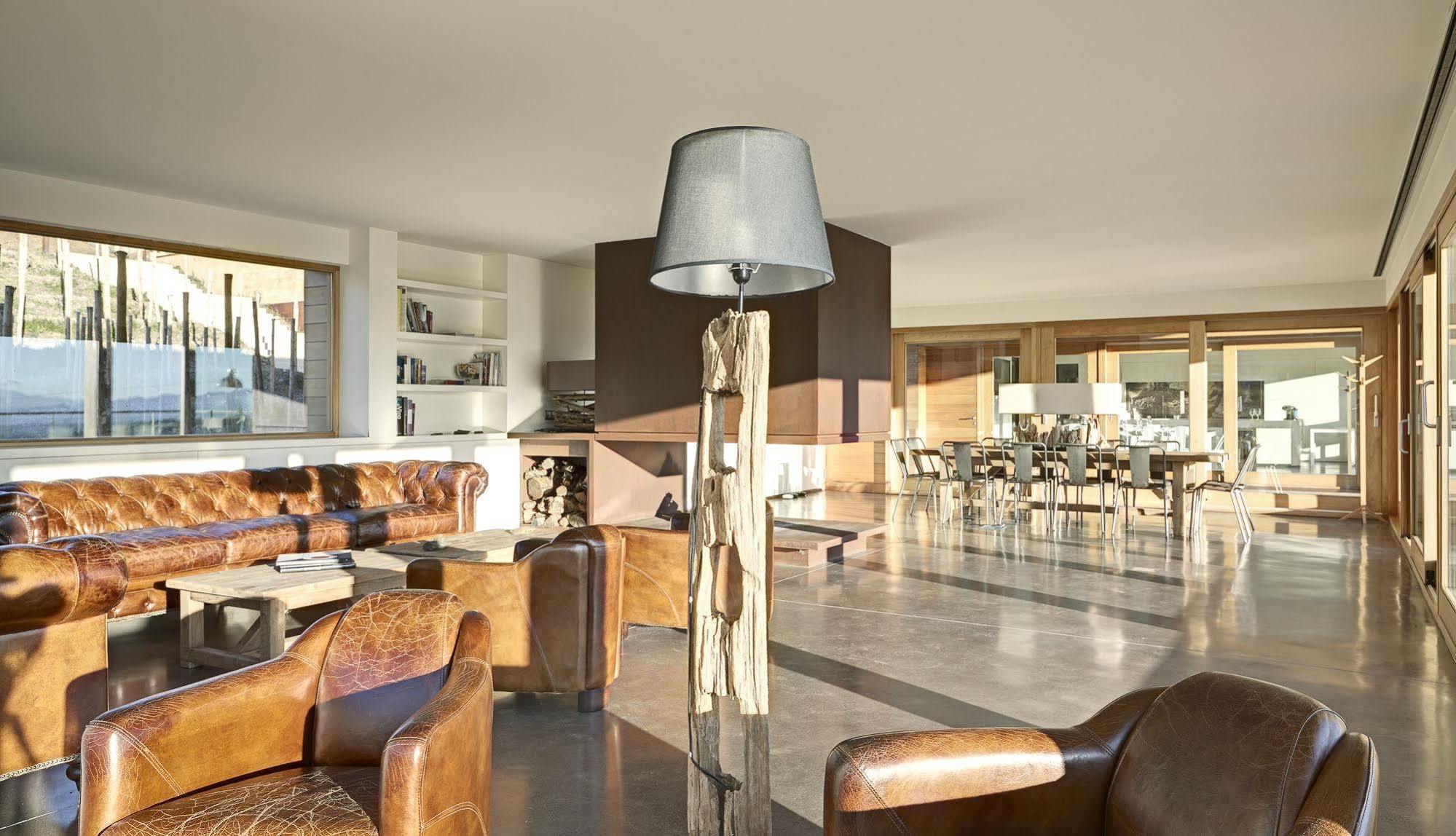 Hotel Trossos Del Priorat 3*