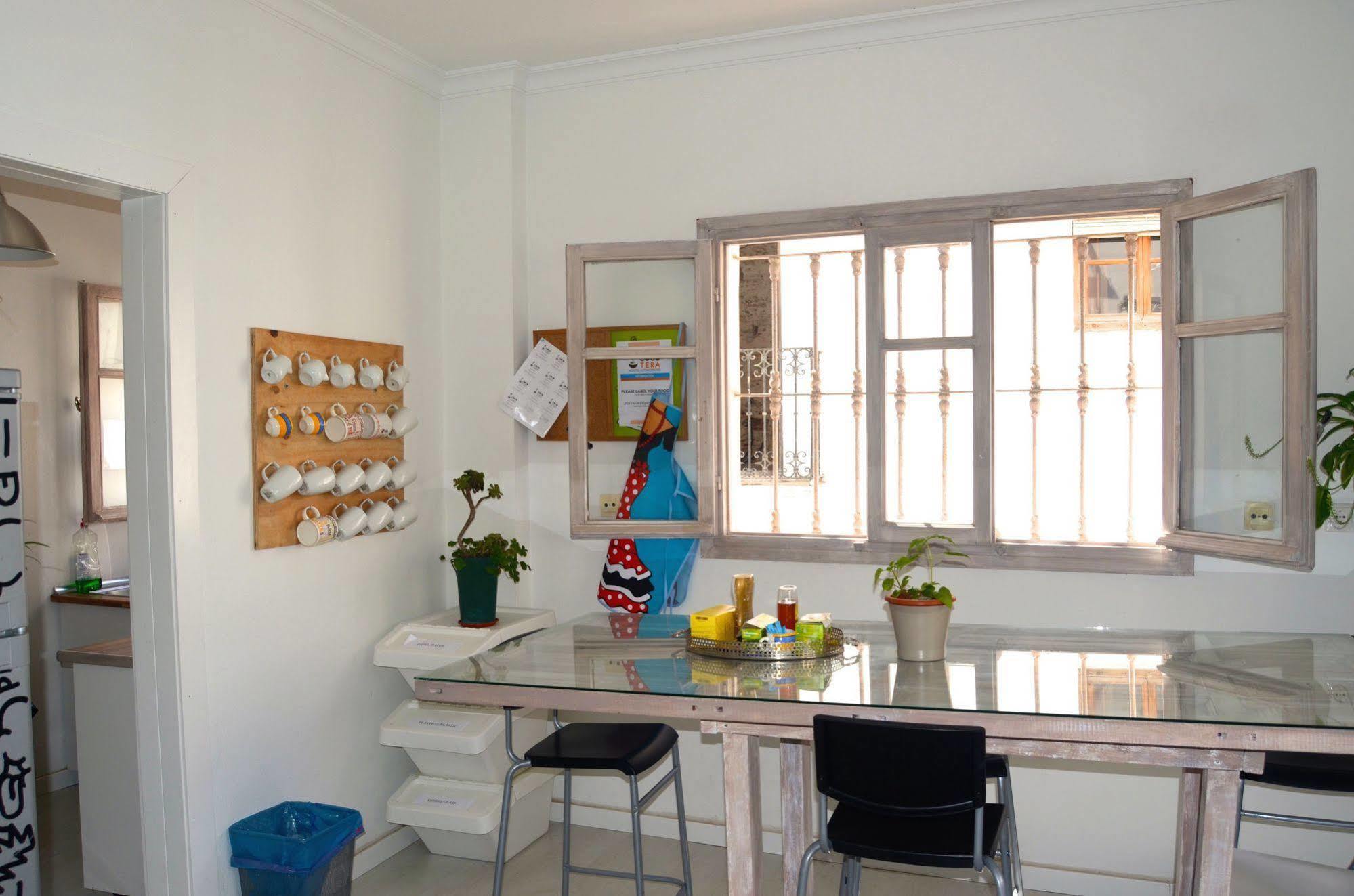 Hostal La Cocotera Boutique & Coworking *
