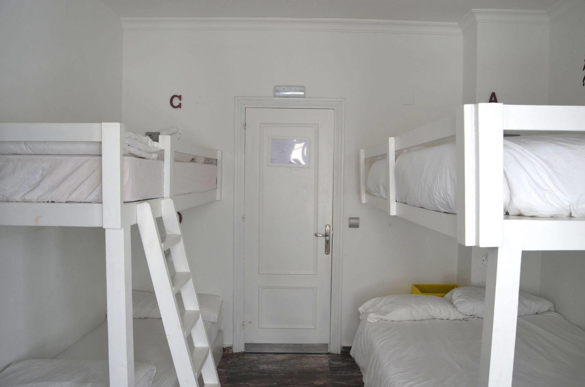 Hostal La Cocotera Boutique & Coworking *