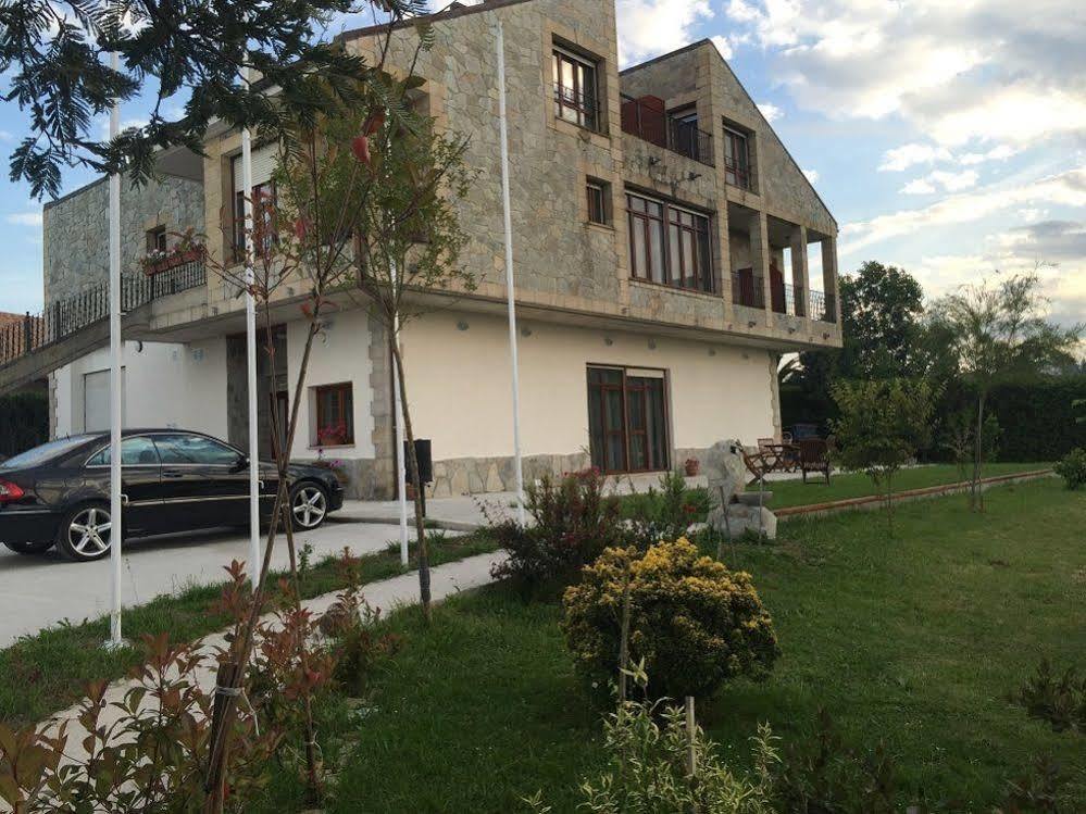La Moraleja Bed and breakfast