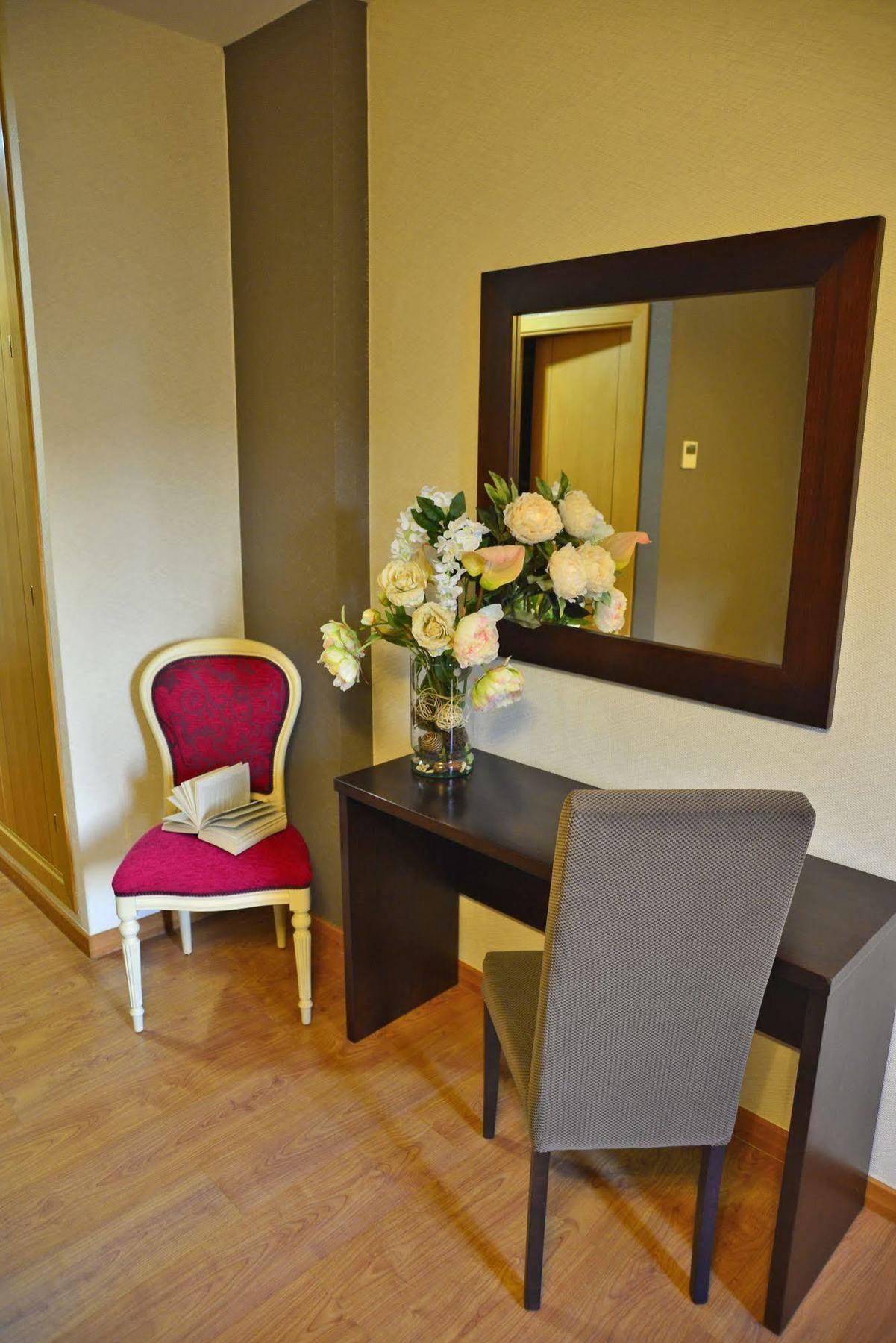 Hotel & Spa Plaza Arriate 3*