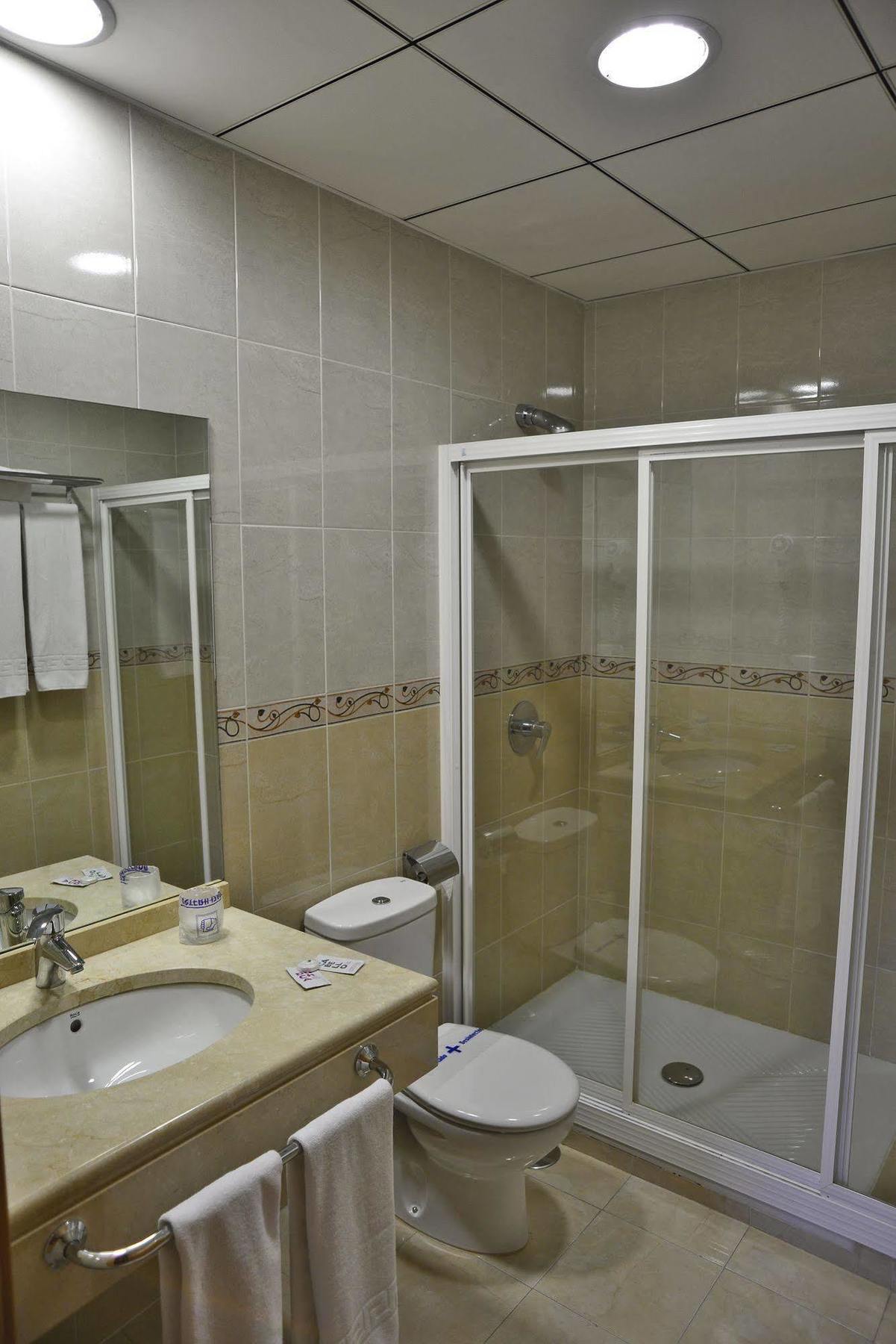 Hotel & Spa Plaza Arriate Hotel 3*