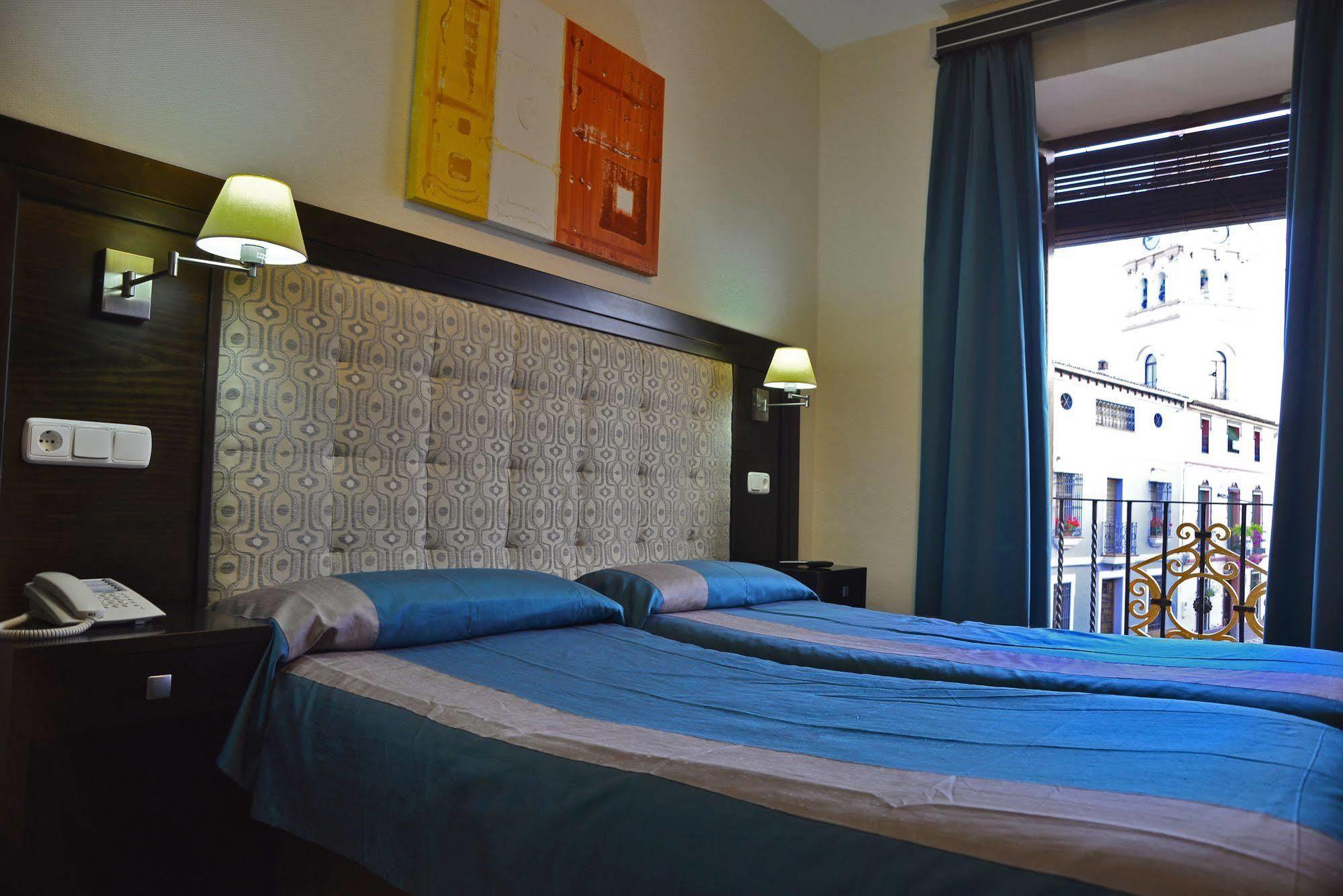 Hotel & Spa Plaza Arriate 3*