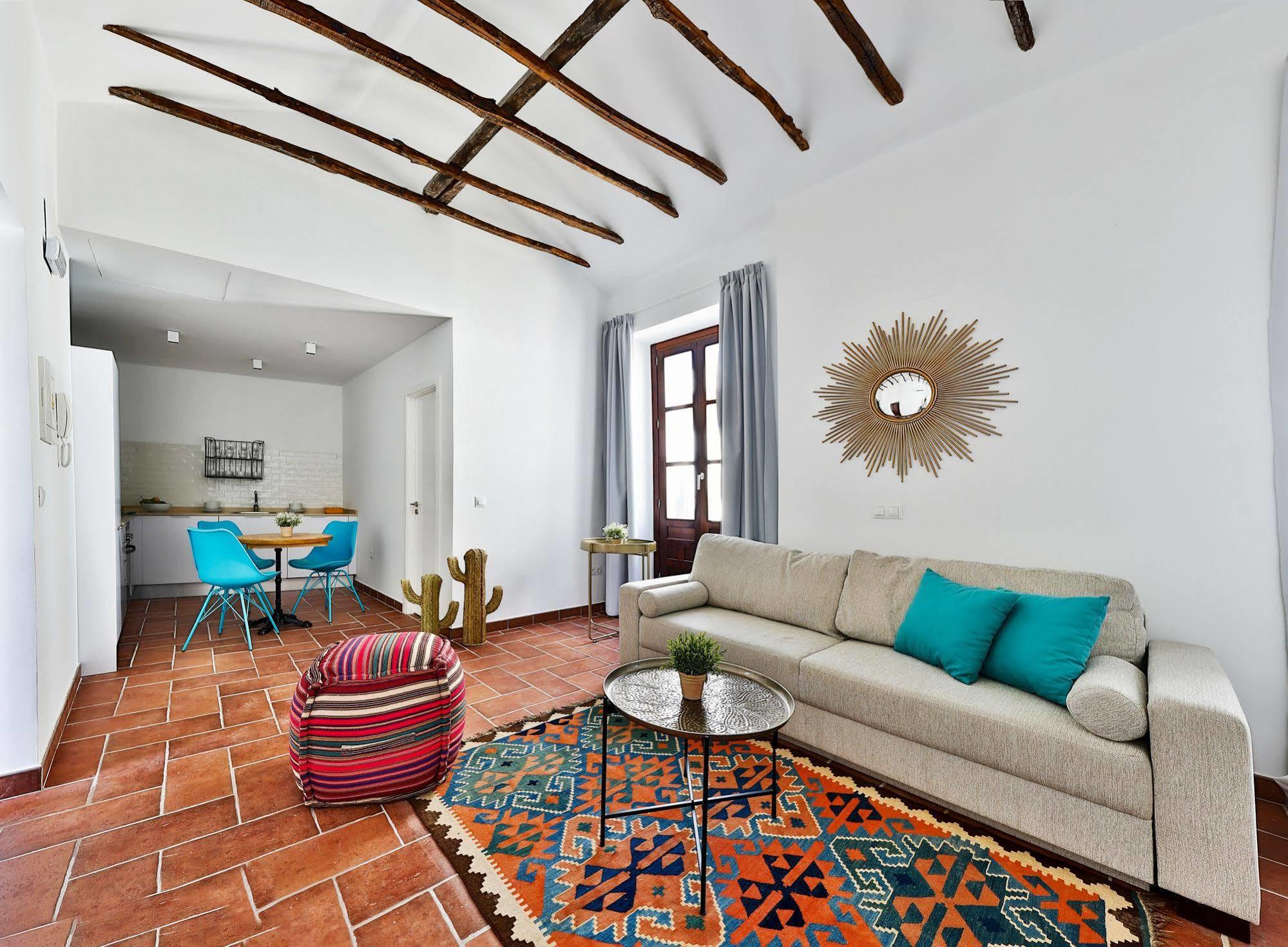 Apartment Urban Vida Alcazar