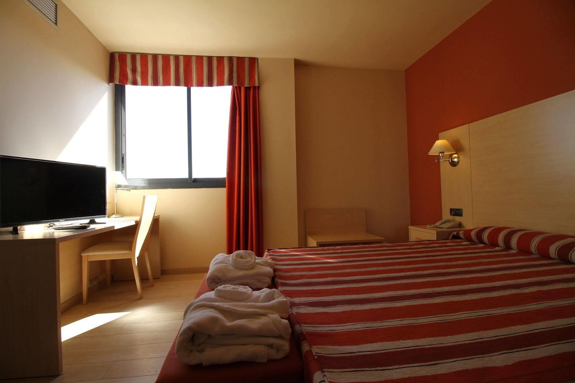 Hotel Crisol La Selva 3*