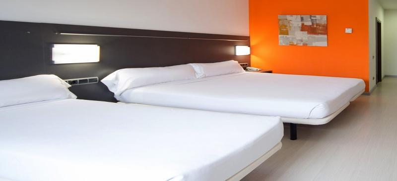 Barcelona 3* Rubi