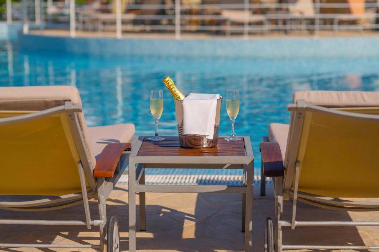 Hotel La Quinta Ciutadella 5*