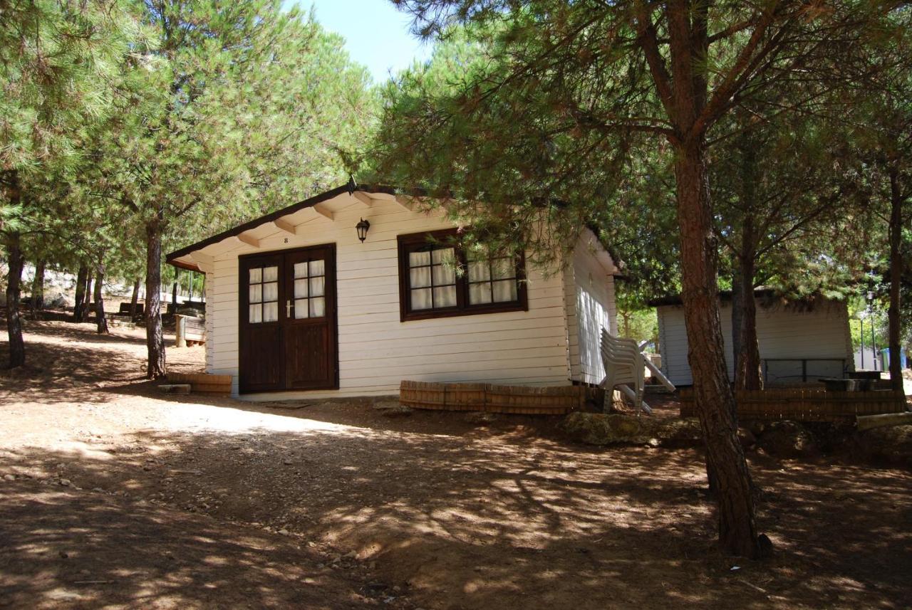 Campsite Valdearenas Iznajar