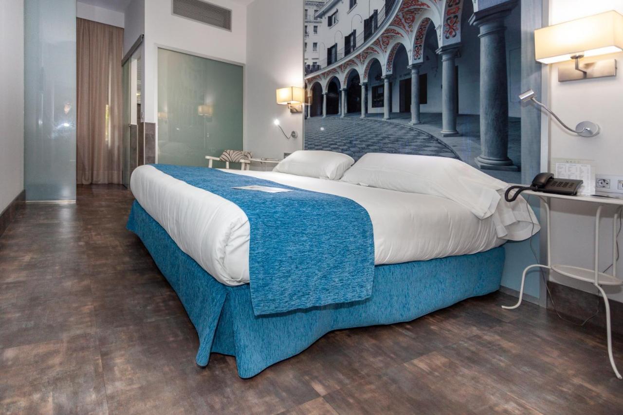 Hotel Aacr Monteolivos 3*