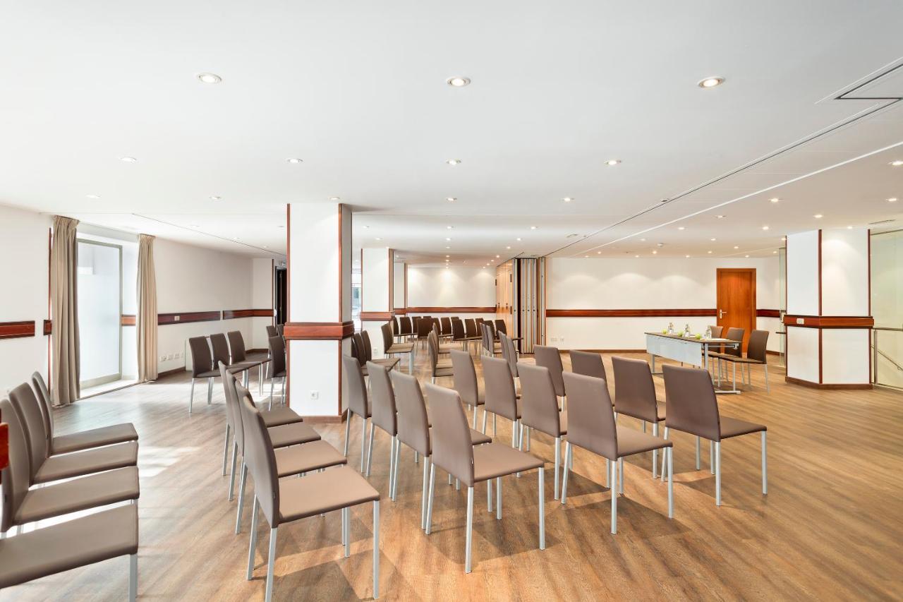 Western Premier Cmc Hotel