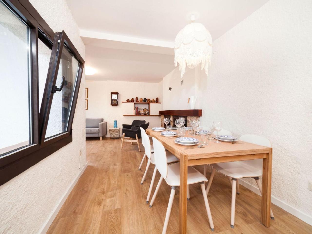 Paris By Interhome *