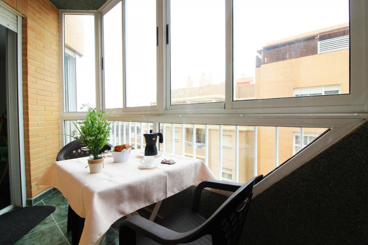 Global Properties, Amplio Muy Cerca De La Playa Apartamento