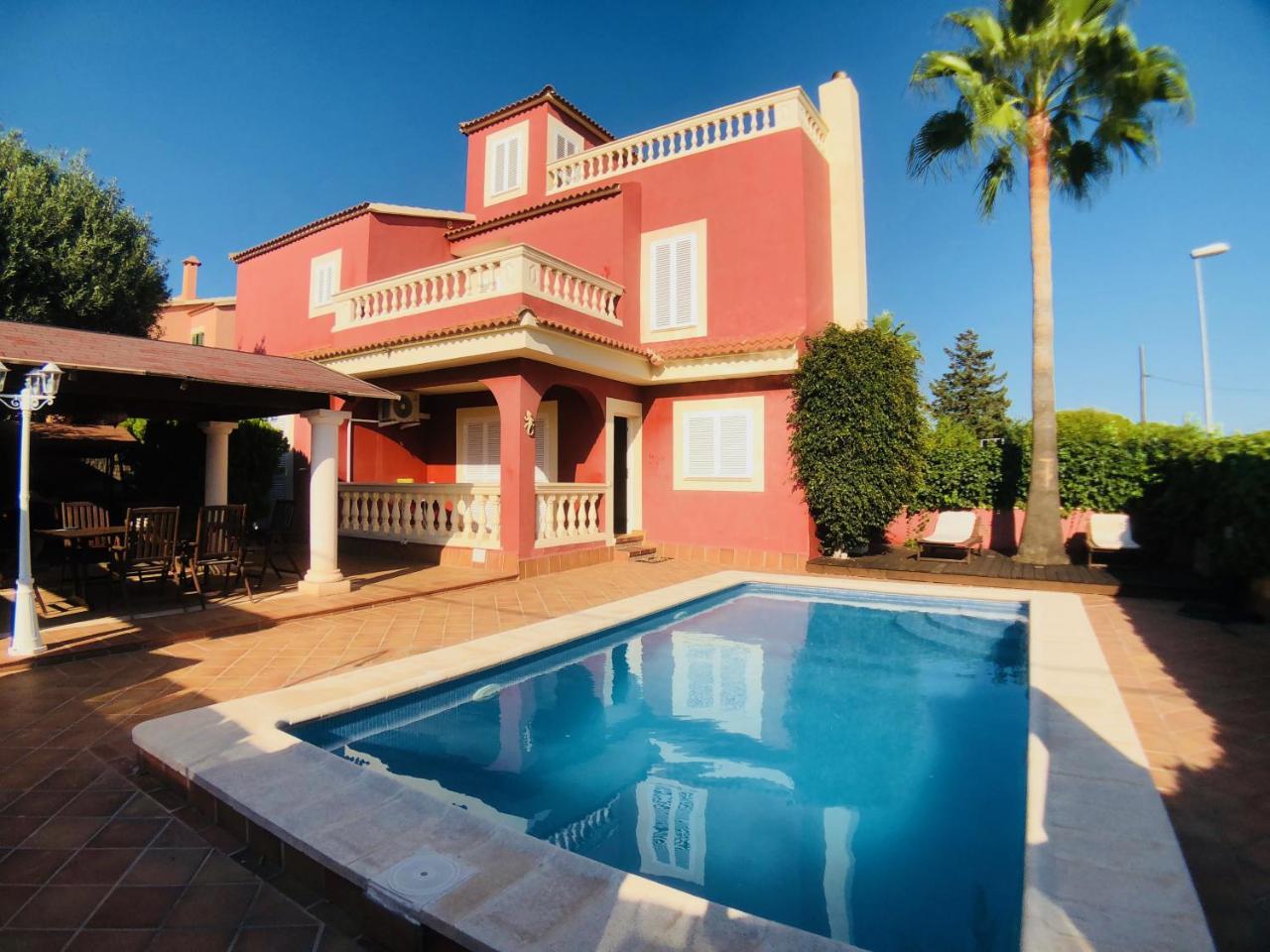 Casa Badia Gran Сasa de vacaciones *