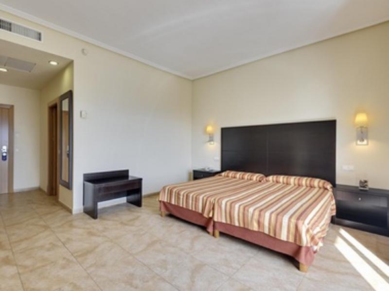 Hotel Cabogata Jardin Retamar (Almeria)