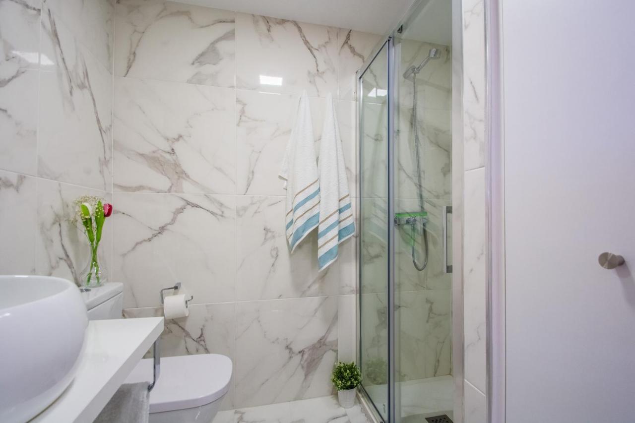 Esmeralda, Pet Friendly, Sea View, Wifi, Near The Beach