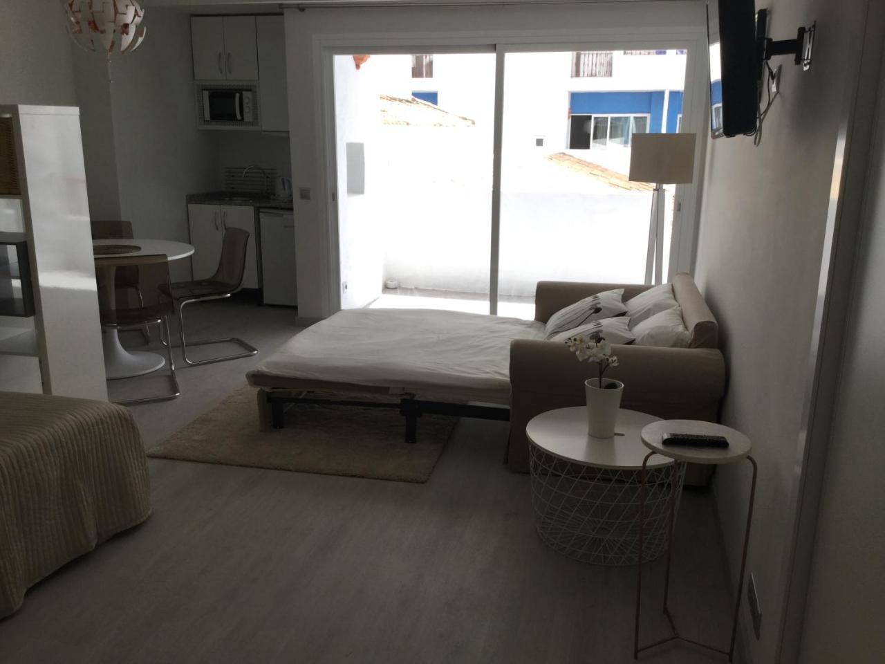 Banus *