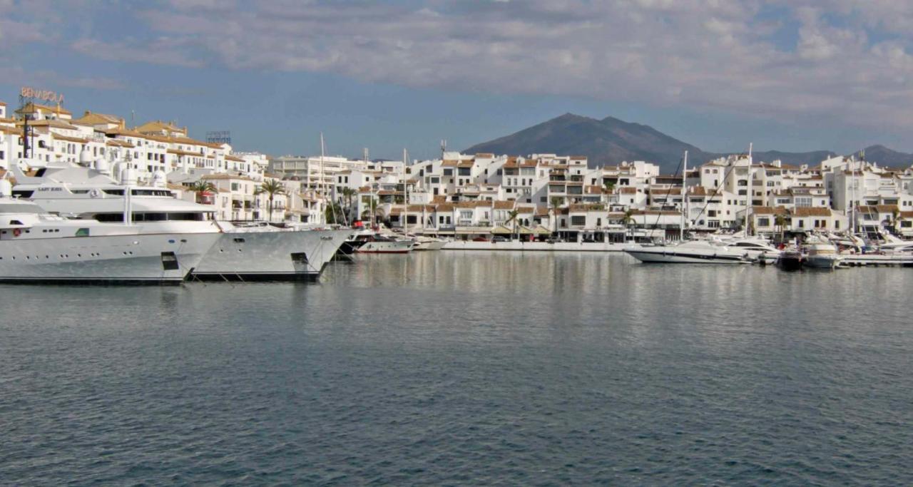 Banus *