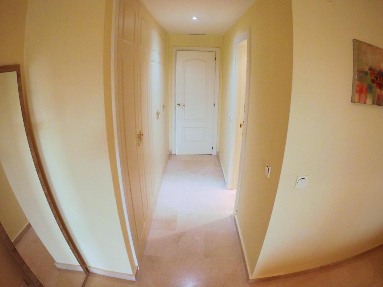 Urb. Village Apartamento