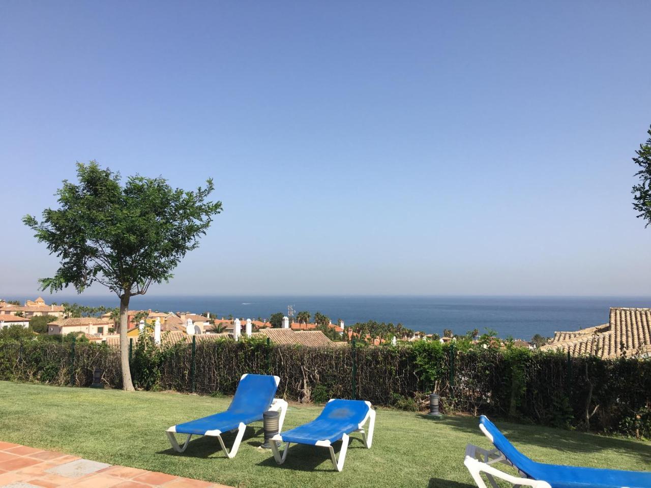 Urb. Village Apartamento *