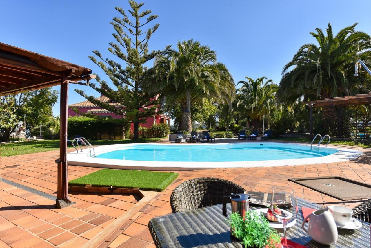 Madroñal With Pool In Gran Canaria Lodge
