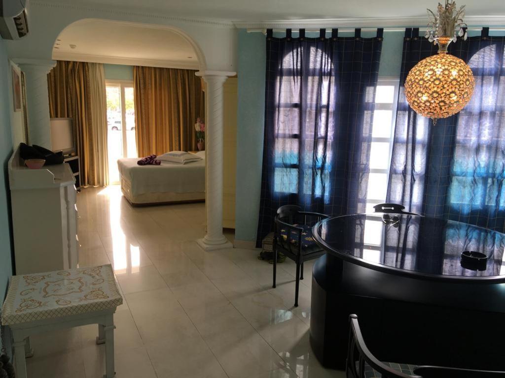 Apartahotel Parque Carolina Costa del Silencio