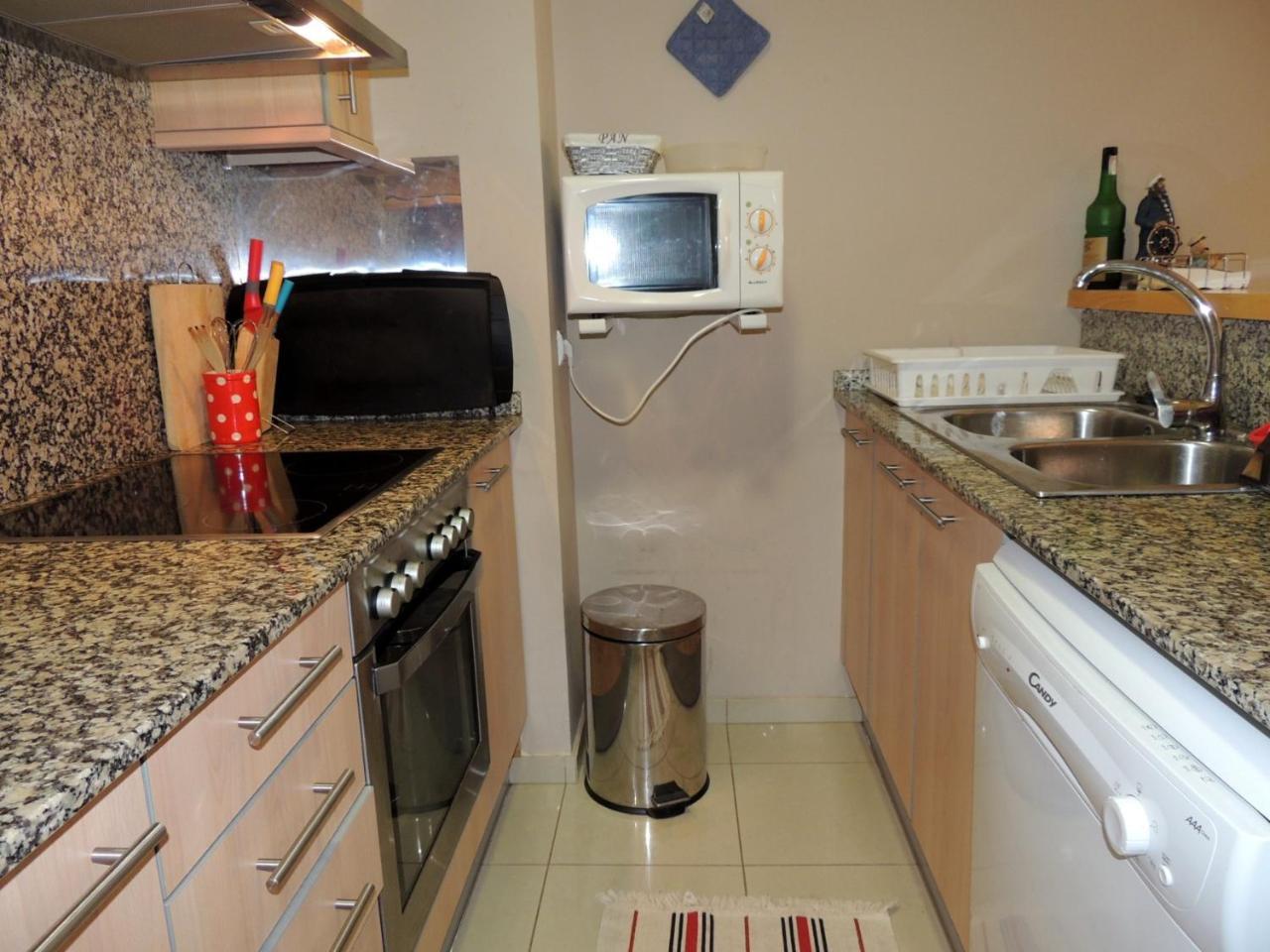 Mileni 2 4 Bj 2 - Barneda Premium Apartment Roses