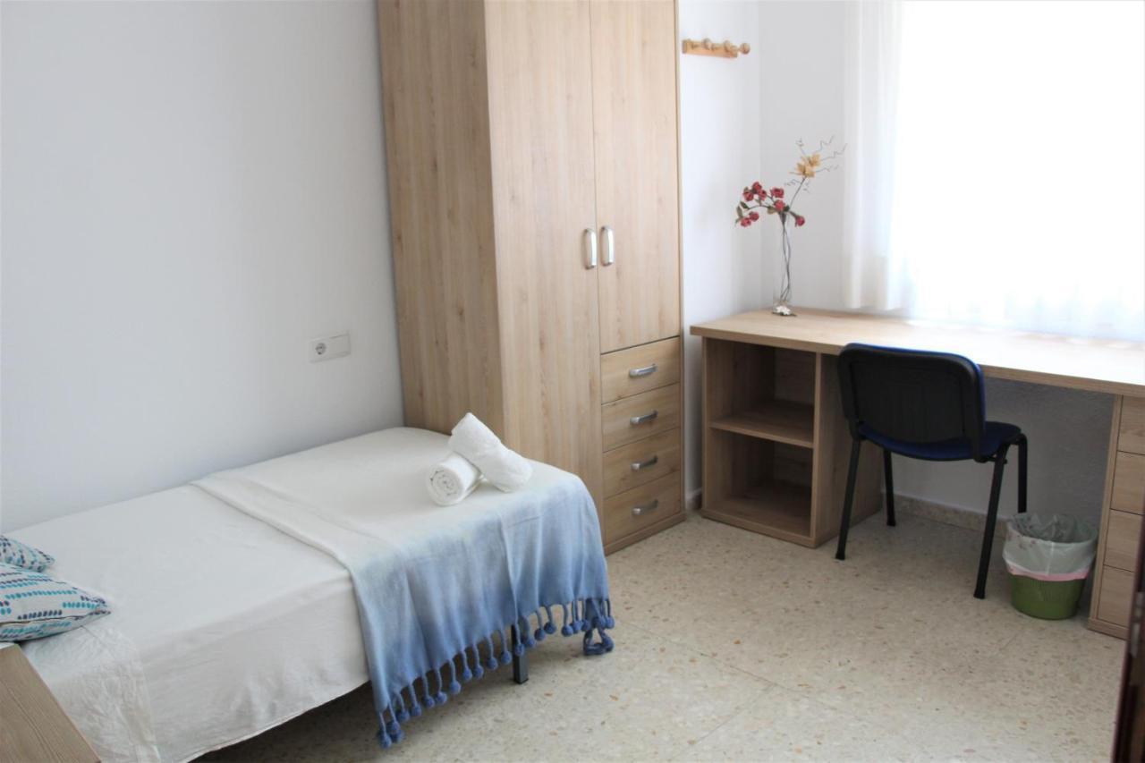 Balcon Del Romeral Apartment Malaga