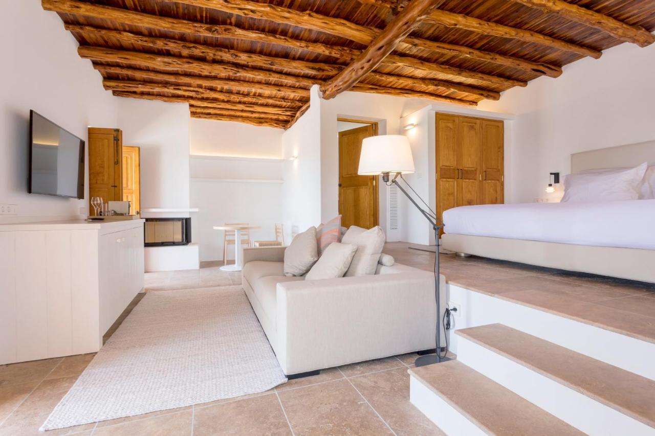 Toni Xumeu - Adults Only Farm stay Cala Llonga (Ibiza)