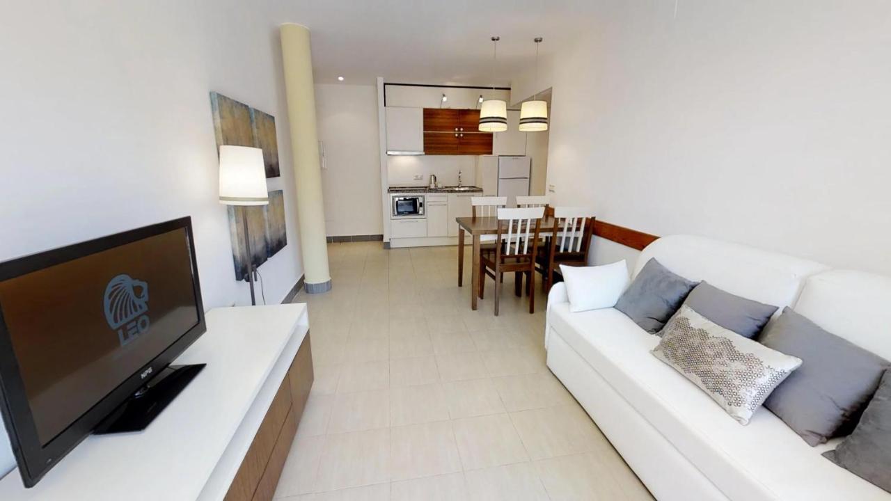 Leo (adults Only) * Punta Umbria