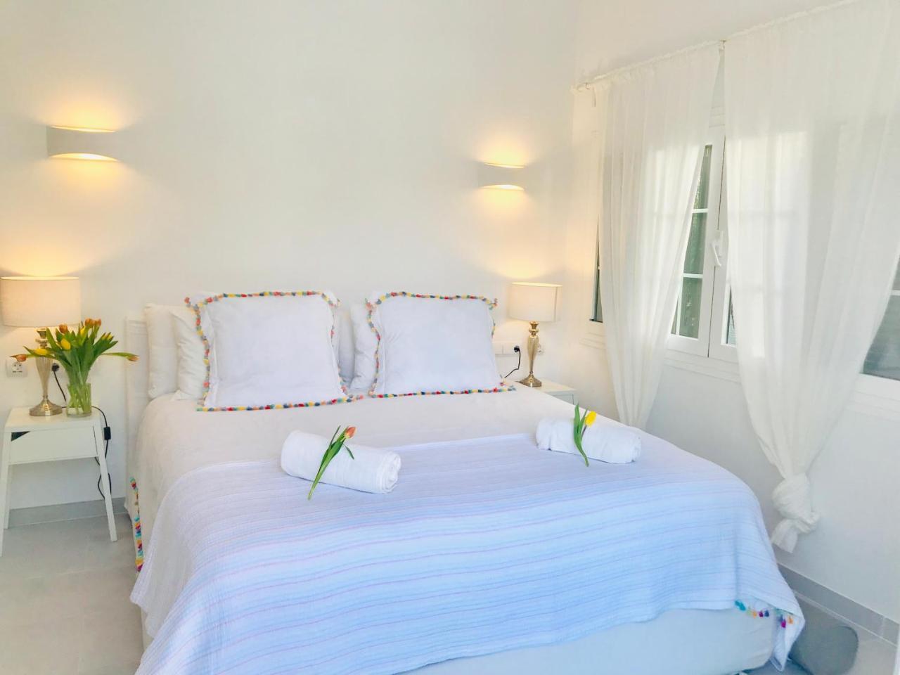 Holiday home The White House Santanyi
