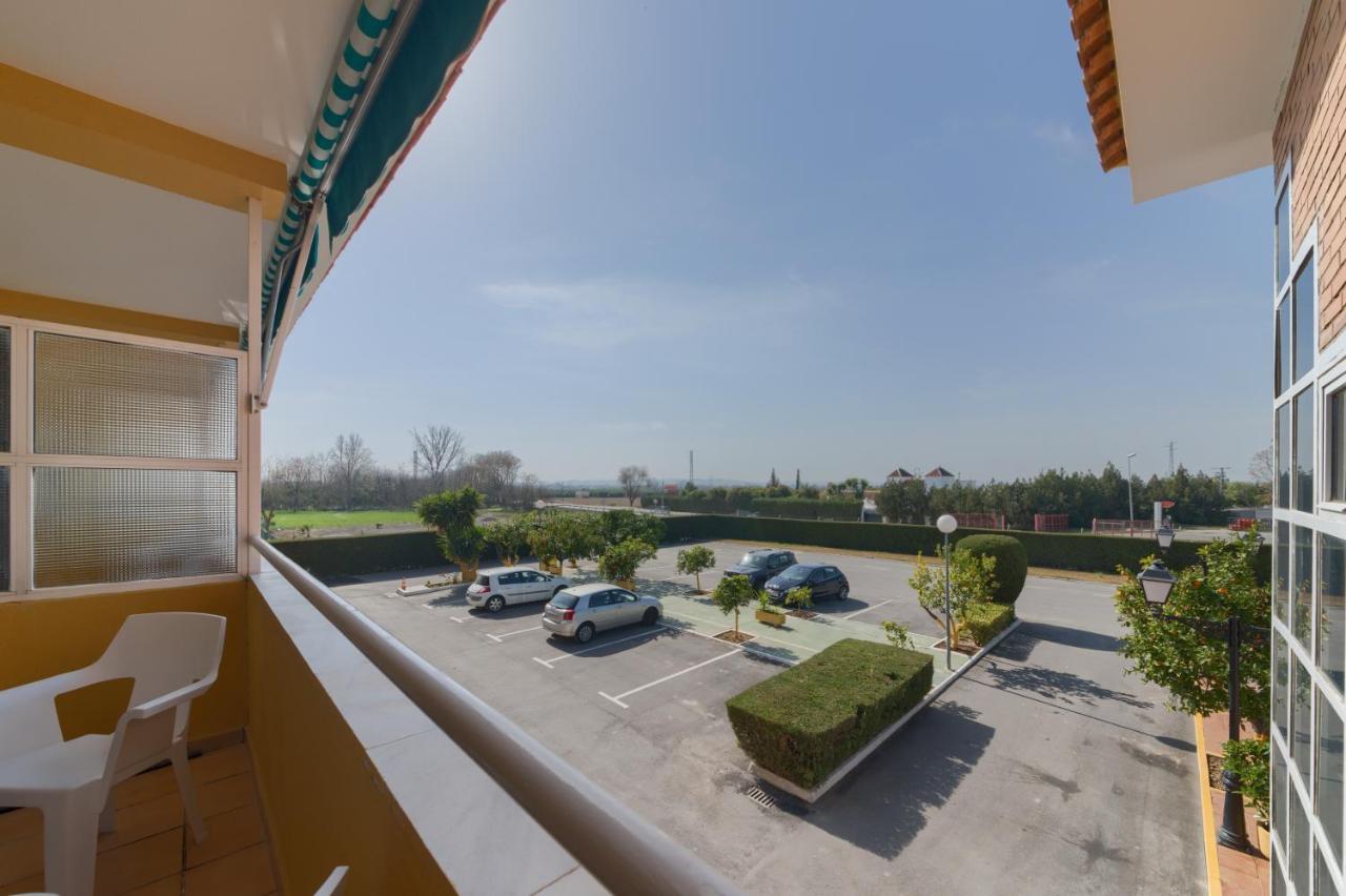 Torre De Guzmanes Hotel La Algaba