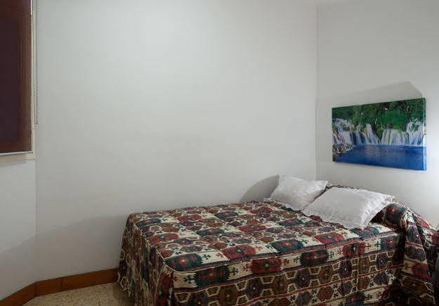 Aparthotel Abarco Santa Coloma de Gramenet