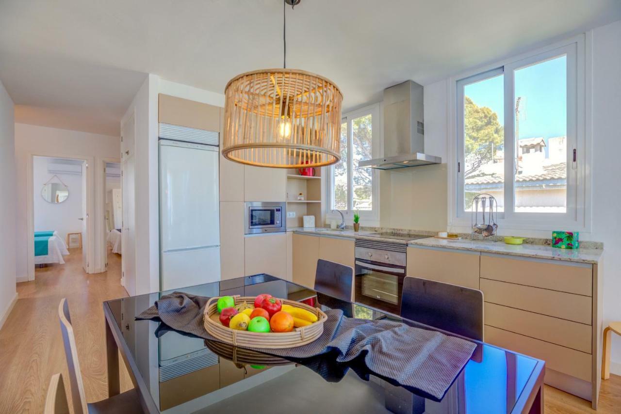 Beachfront Sivella By Sealand Apartment