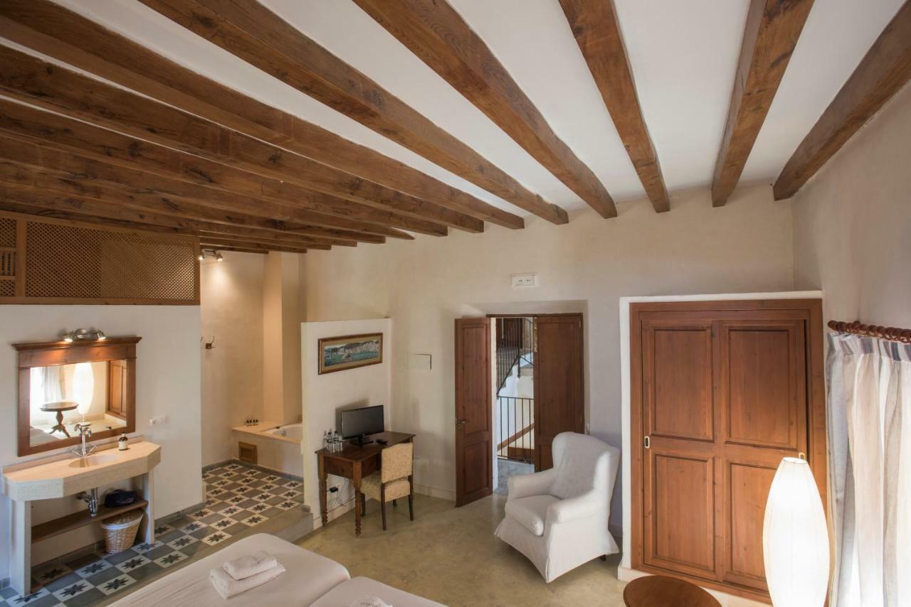 Hotel Sa Bisbal - Turismo De Interior Selva (Mallorca)