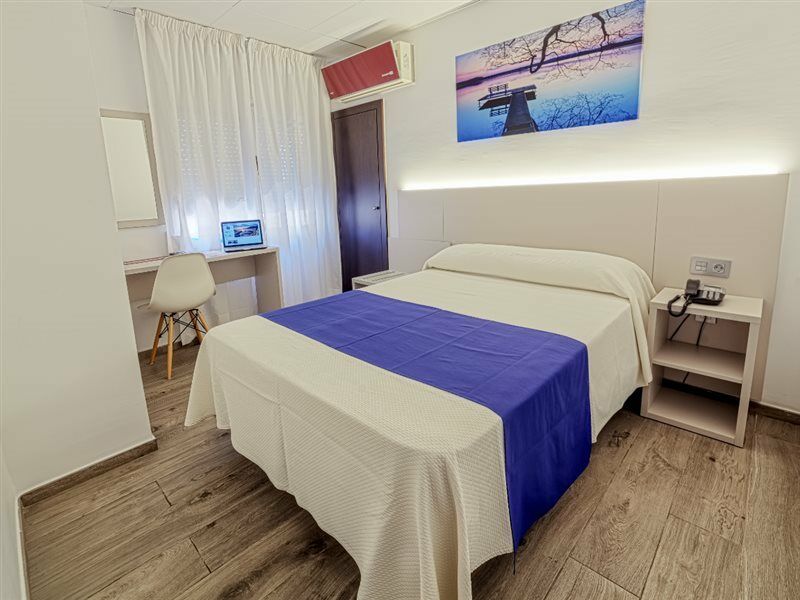 La Perla Hotel
