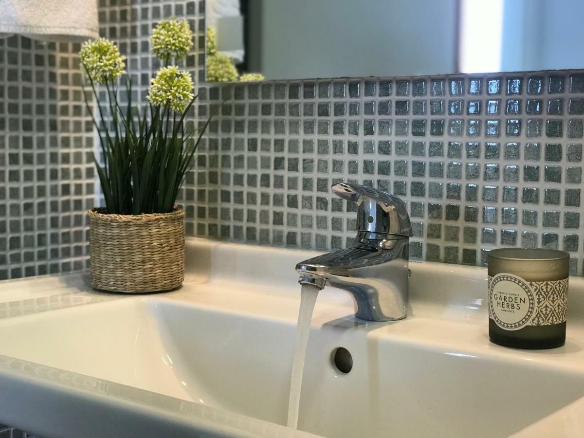 Lets Holidays Estrella Pelegri 2 Apartment *