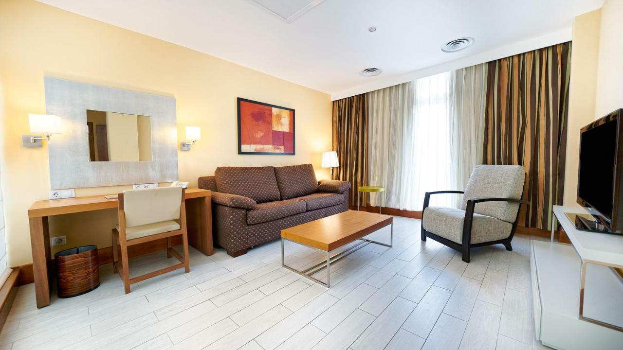 Bull Astoria Hotel 3*