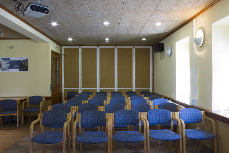 Vall De Nuria Aparthotel 3*