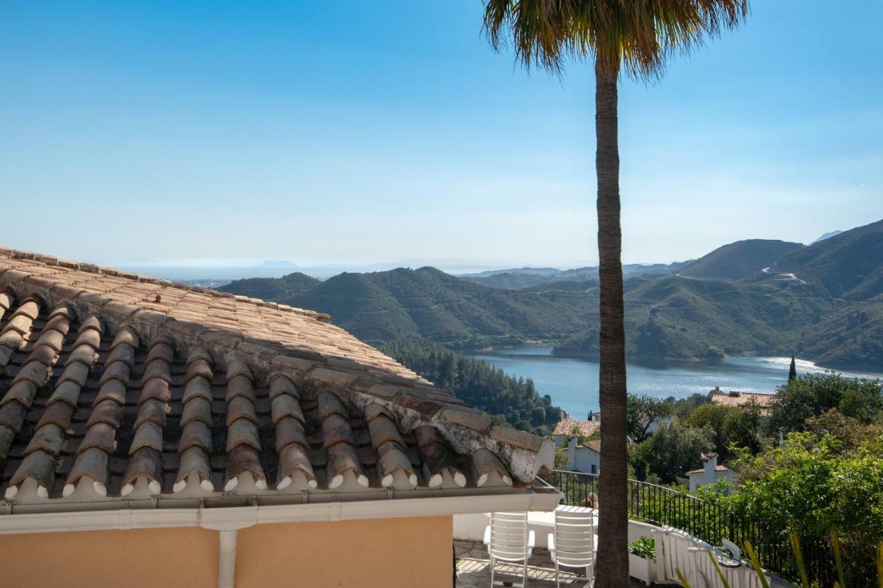 Apartamento Sea View With Private Garden And Jacuzzi In Balcones Del Lago, Istan El Ángel