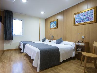 Hostal Iraipe Izaga Noáin