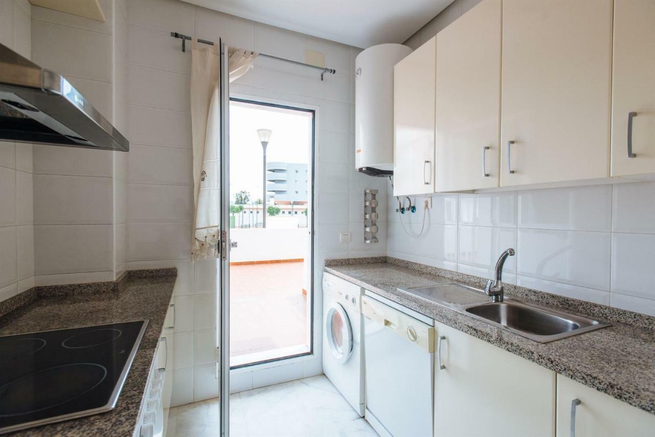 Playa Del Cantil, 3 Bedrooms&2 Free Parking *