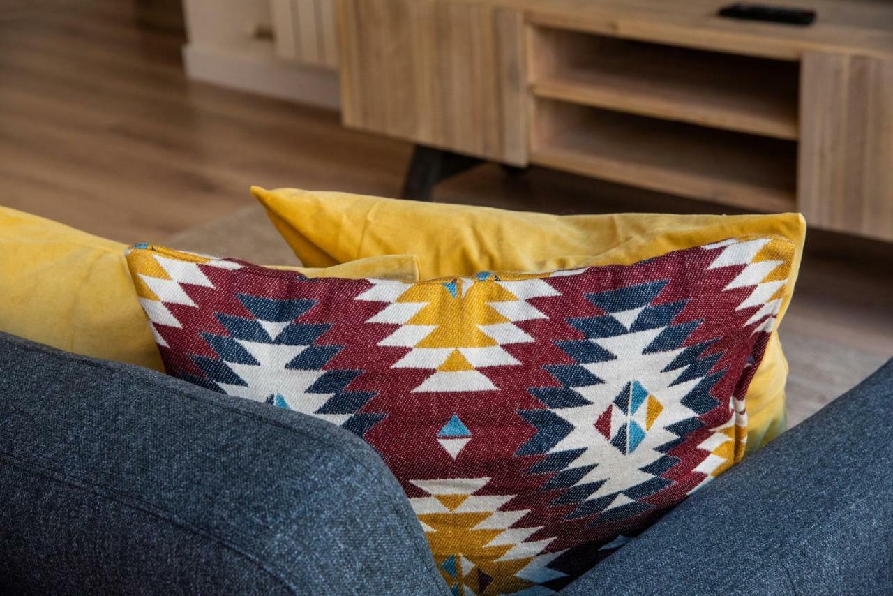 Apartamento Petit Luxe Tobella Baixos *