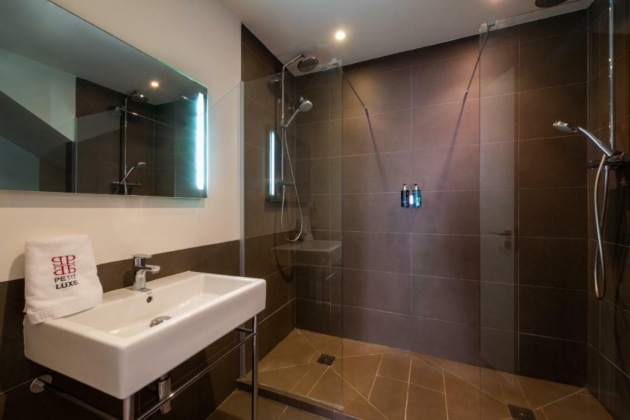 Petit Luxe Tobella Baixos Apartamento