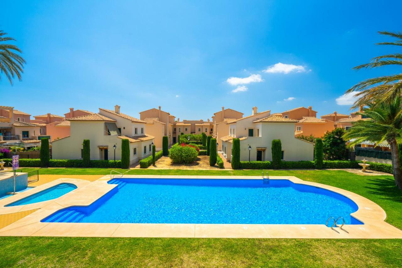 Jardines Del Mar Studio Apartment