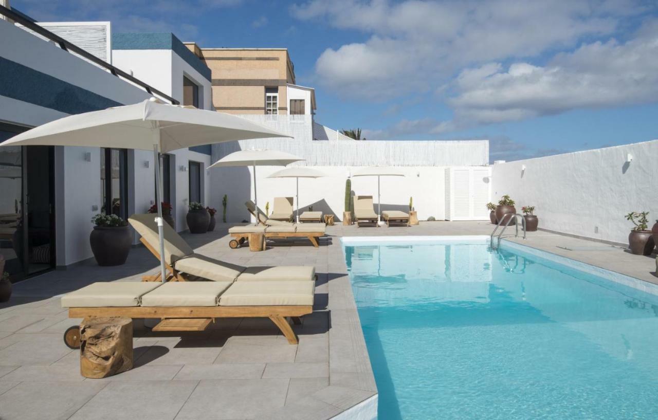 Edem Iii Apartamento De Diseno Piscina Climatizada By Lightbooking *